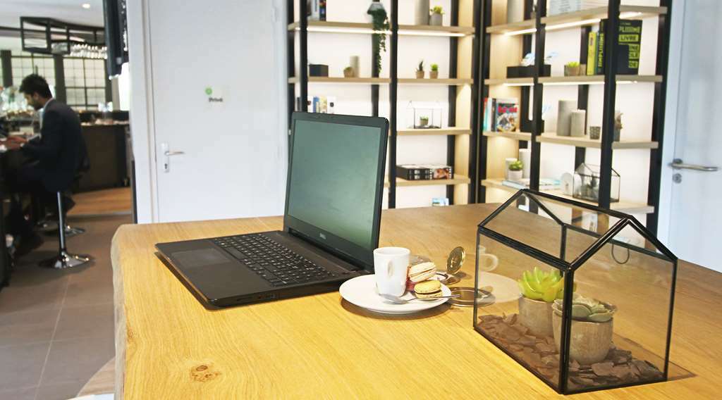Campanile Chambery Hotel Amenities photo